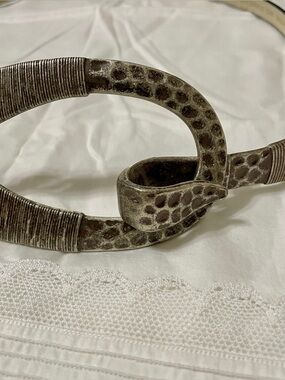 Chico’s Women’s Black Loop Accent Belt with Antiqued Silver Hardware M/L